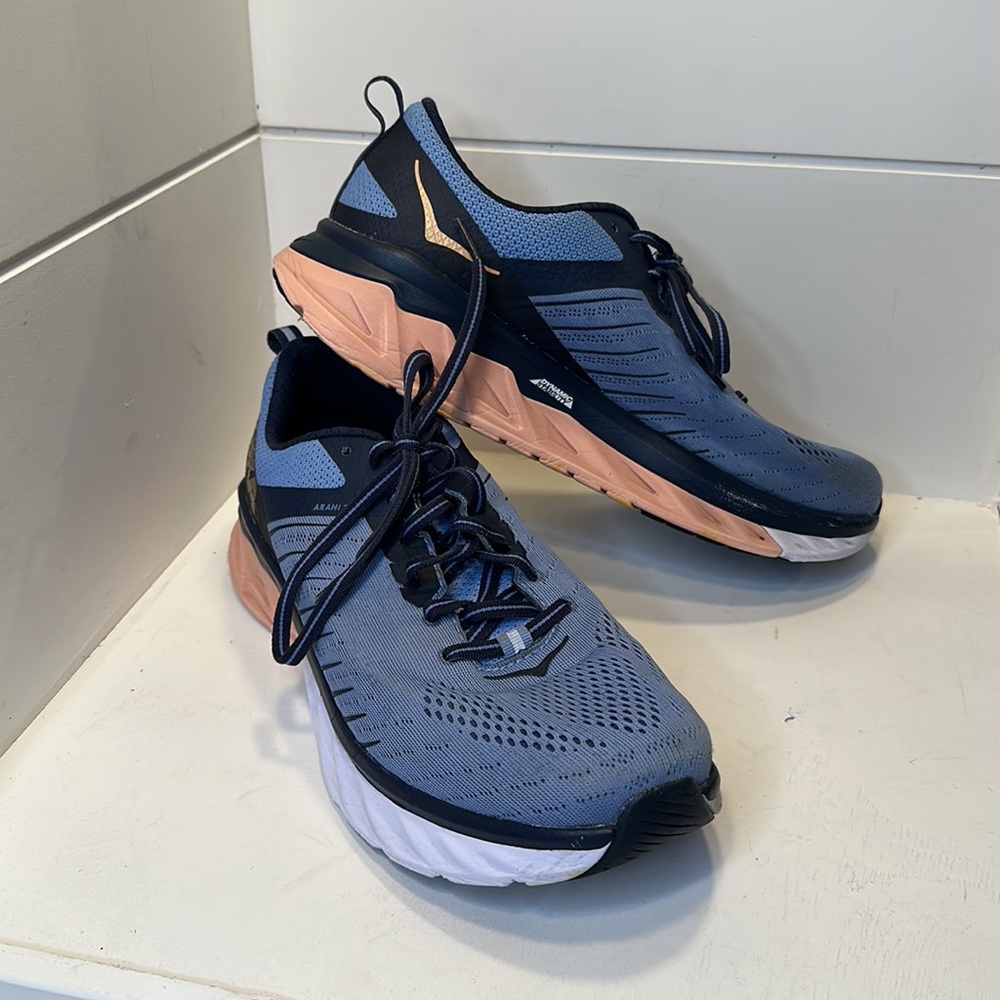 HOKA ONE ONE ARAHI 3 ALLURE & MOON INDIGO Womens - Picture 2 of 12